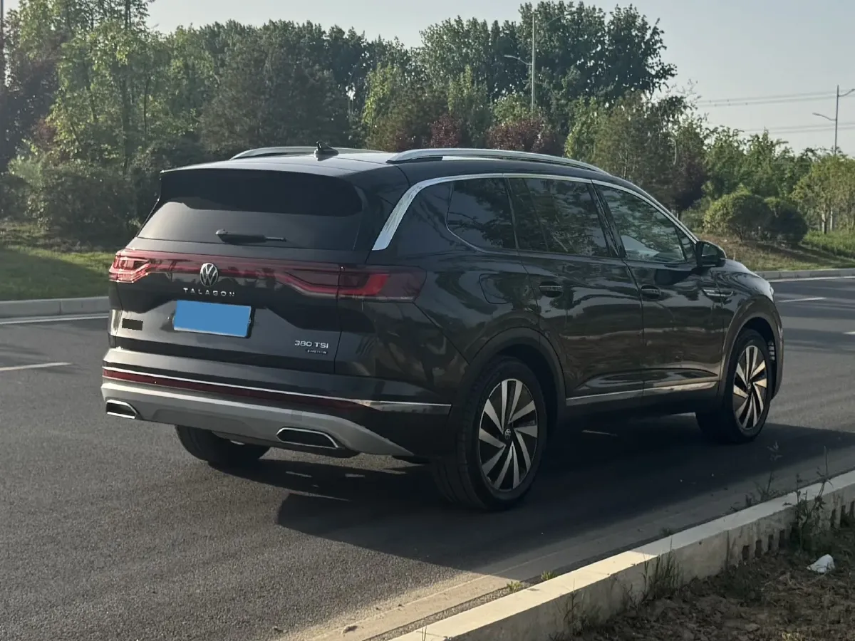 2023 Volkswagen Talagon 2.0T 220HP L4 7DCT,autocango,china used car exporter,china ev exporter,chinese used car exporter,chinese used ev exporter