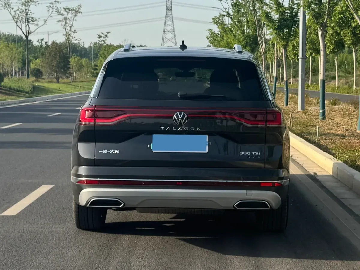 2023 Volkswagen Talagon 2.0T 220HP L4 7DCT,autocango,china used car exporter,china ev exporter,chinese used car exporter,chinese used ev exporter