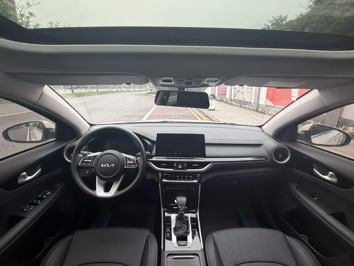 2021 Kia K3 1.5L 115HP L4 CVT,autocango,china used car exporter,china ev exporter,chinese used car exporter,chinese used ev exporter