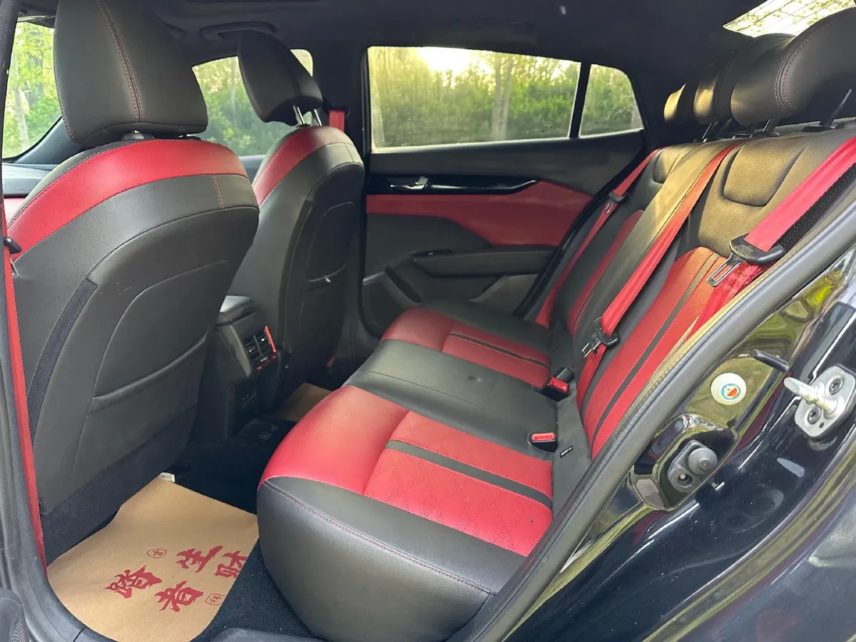 2021 DongFeng Aeolus YiXuan 1.5T 150HP L4 6DCT,autocango,china used car exporter,china ev exporter,chinese used car exporter,chinese used ev exporter