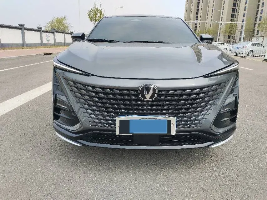 2023 ChangAn UNI-T 1.5T 188HP L4 7DCT,autocango,china used car exporter,china ev exporter,chinese used car exporter,chinese used ev exporter