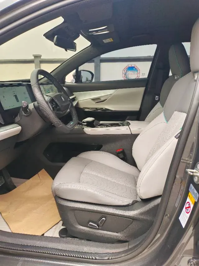 2023 ChangAn UNI-T 1.5T 188HP L4 7DCT,autocango,china used car exporter,china ev exporter,chinese used car exporter,chinese used ev exporter