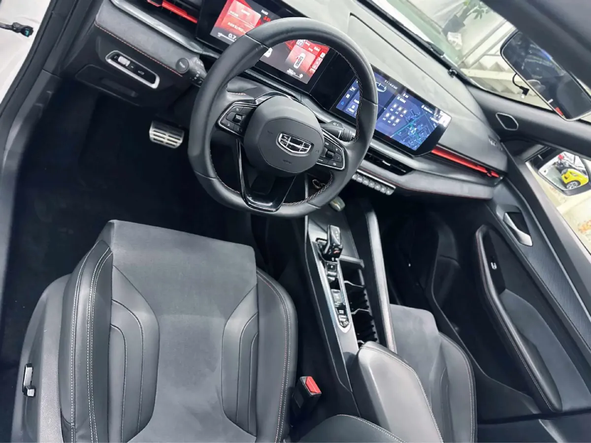 2022 Geely Binray 1.5T 181HP L4 7DCT,autocango,china used car exporter,china ev exporter,chinese used car exporter,chinese used ev exporter