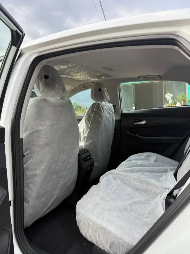 2024 Geely Binray 1.5T 181HP L4 7DCT,autocango,china used car exporter,china ev exporter,chinese used car exporter,chinese used ev exporter