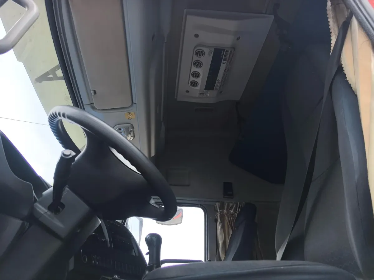 2018 DongFeng Aeolus AX4 1.6L 124HP L4 5MT,autocango,china used car exporter,china ev exporter,chinese used car exporter,chinese used ev exporter