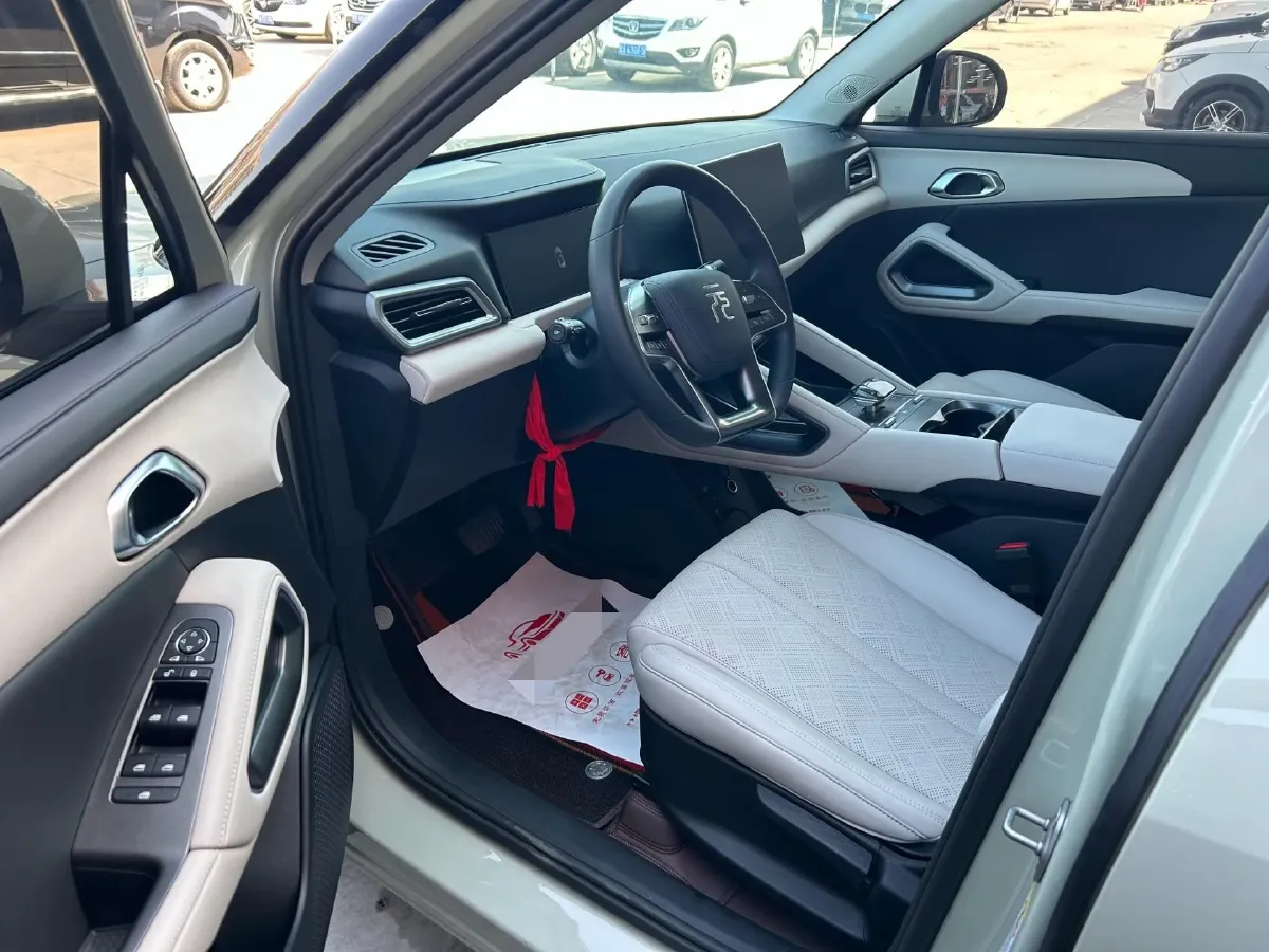 2024 BYD YuanUP BEV 45.12KWH,autocango,china used car exporter,china ev exporter,chinese used car exporter,chinese used ev exporter