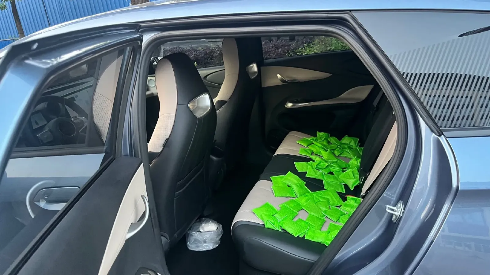 2025 BYD Dolphin BEV 44.928KWH,autocango,china used car exporter,china ev exporter,chinese used car exporter,chinese used ev exporter