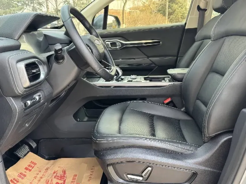 2020 Geely Okavango 1.8T 184HP L4 7DCT,autocango,china used car exporter,china ev exporter,chinese used car exporter,chinese used ev exporter