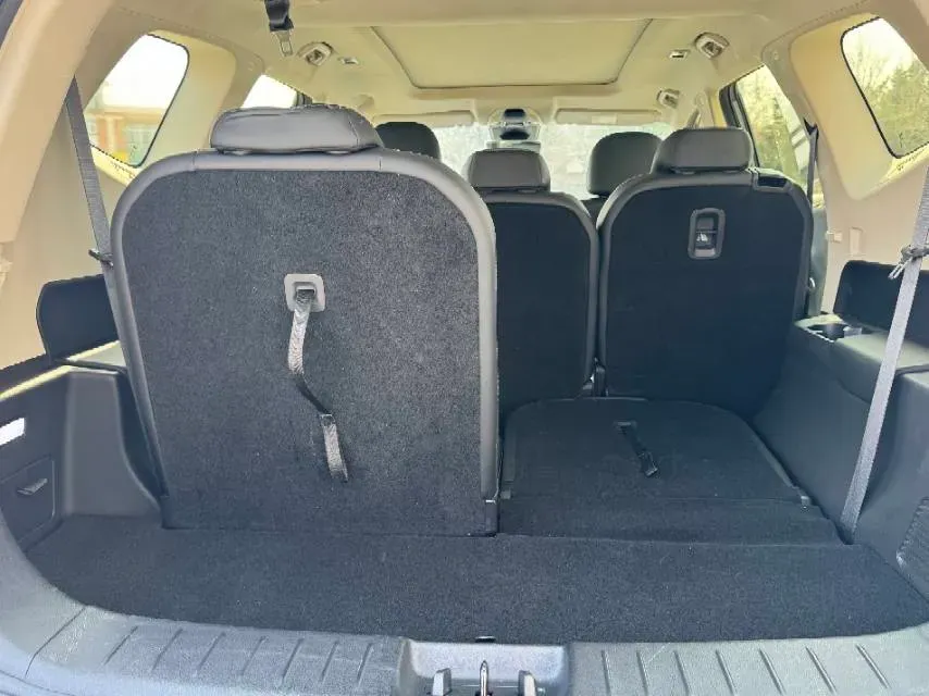 2020 Geely Okavango 1.8T 184HP L4 7DCT,autocango,china used car exporter,china ev exporter,chinese used car exporter,chinese used ev exporter