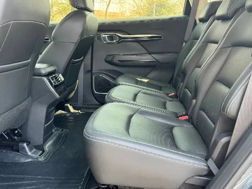 2020 Geely Okavango 1.8T 184HP L4 7DCT,autocango,china used car exporter,china ev exporter,chinese used car exporter,chinese used ev exporter