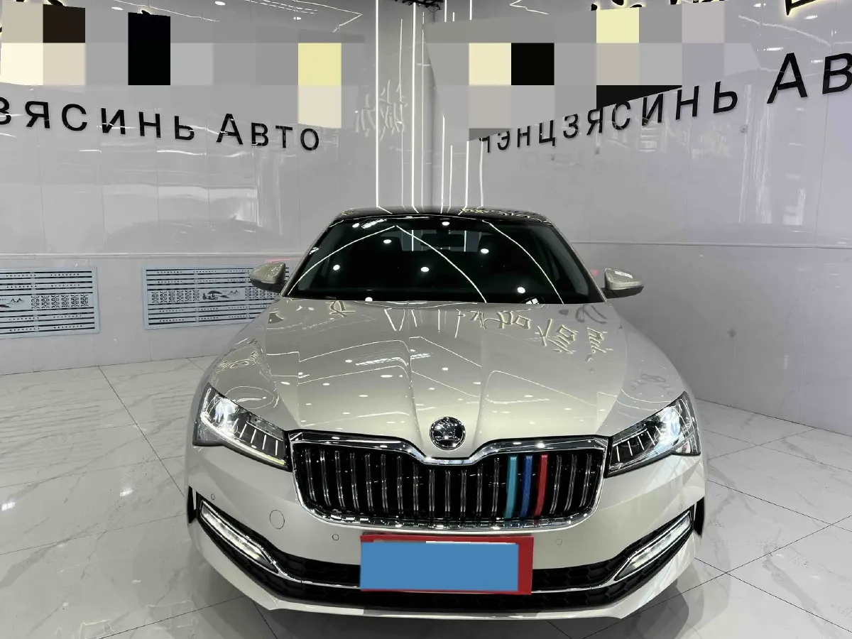 2022 Skoda Superb 1.4T 150HP L4 7DCT,autocango,china used car exporter,china ev exporter,chinese used car exporter,chinese used ev exporter
