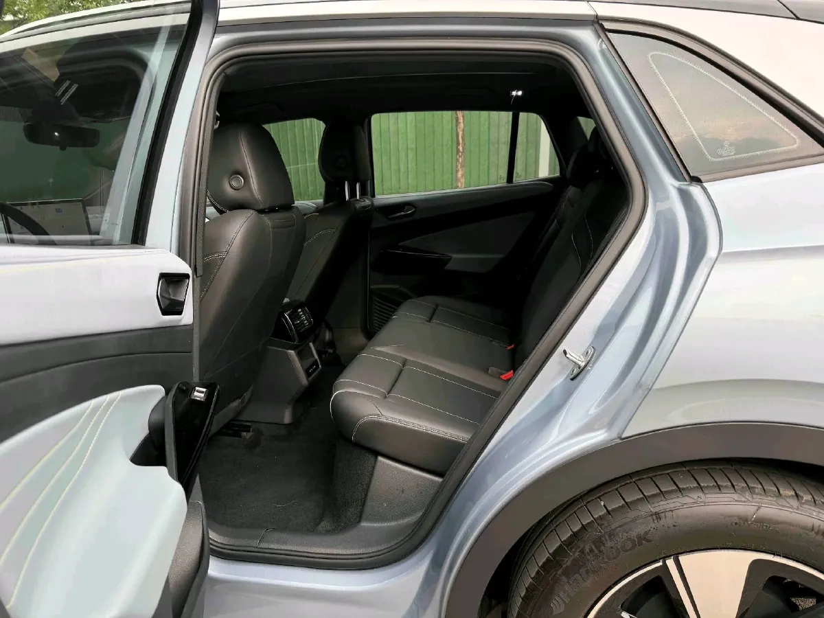 2025 Volkswagen ID.4 X BEV 52.8KWH,autocango,china used car exporter,china ev exporter,chinese used car exporter,chinese used ev exporter