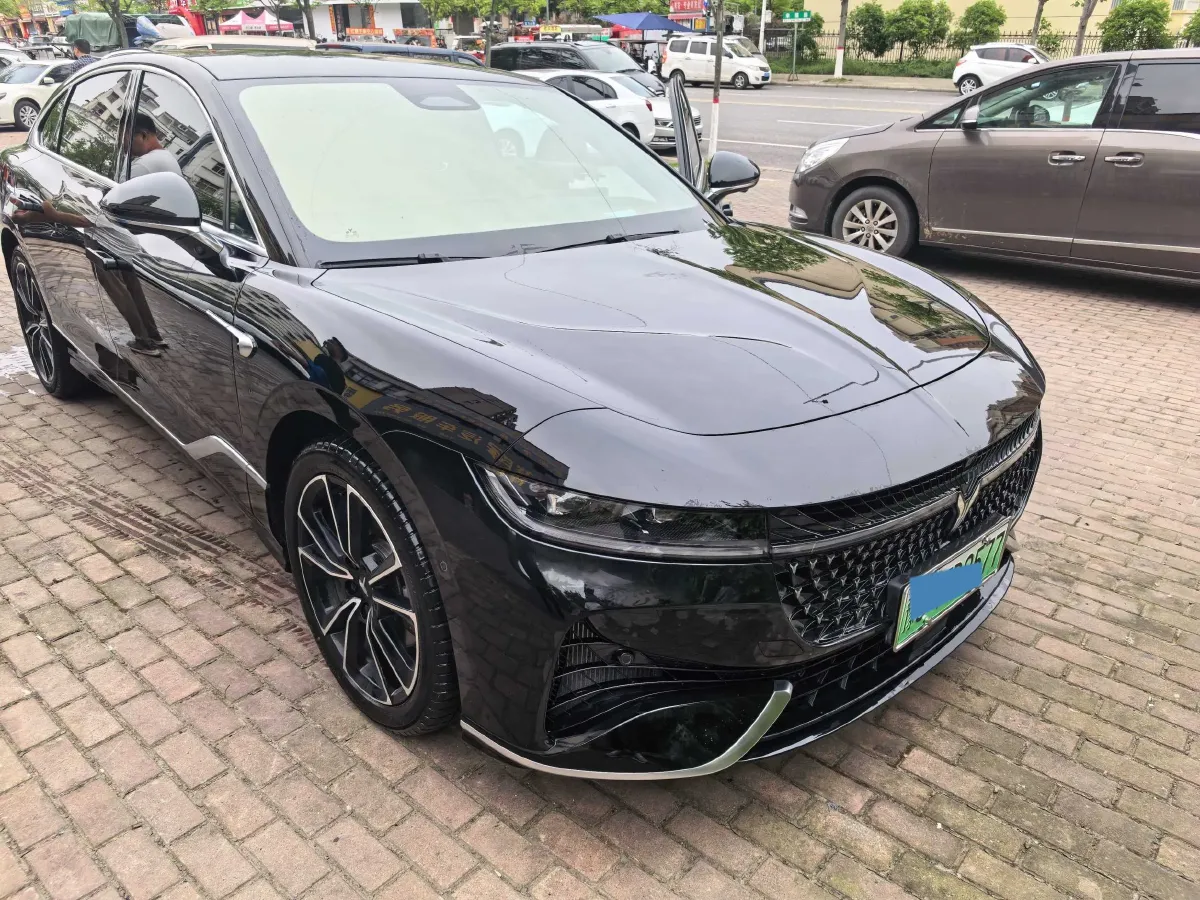 2024 Voyah ZhuiGuang 1.5T 136HP L4 PHEV 43KWH,autocango,china used car exporter,china ev exporter,chinese used car exporter,chinese used ev exporter
