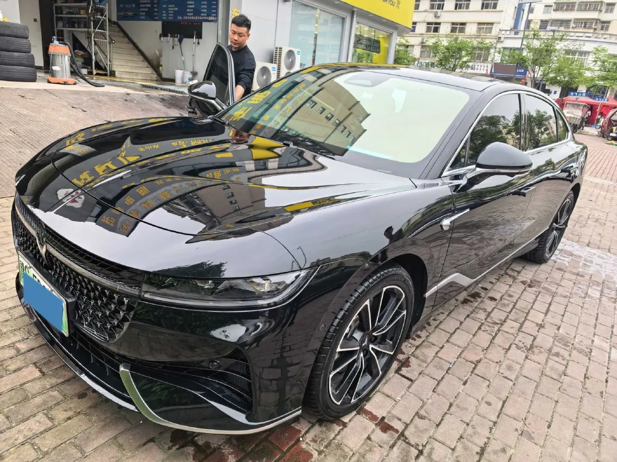 2024 Voyah ZhuiGuang 1.5T 136HP L4 PHEV 43KWH,autocango,china used car exporter,china ev exporter,chinese used car exporter,chinese used ev exporter