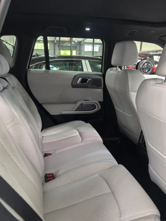 2025 FangChengBao Tai 3 BEV,autocango,china used car exporter,china ev exporter,chinese used car exporter,chinese used ev exporter