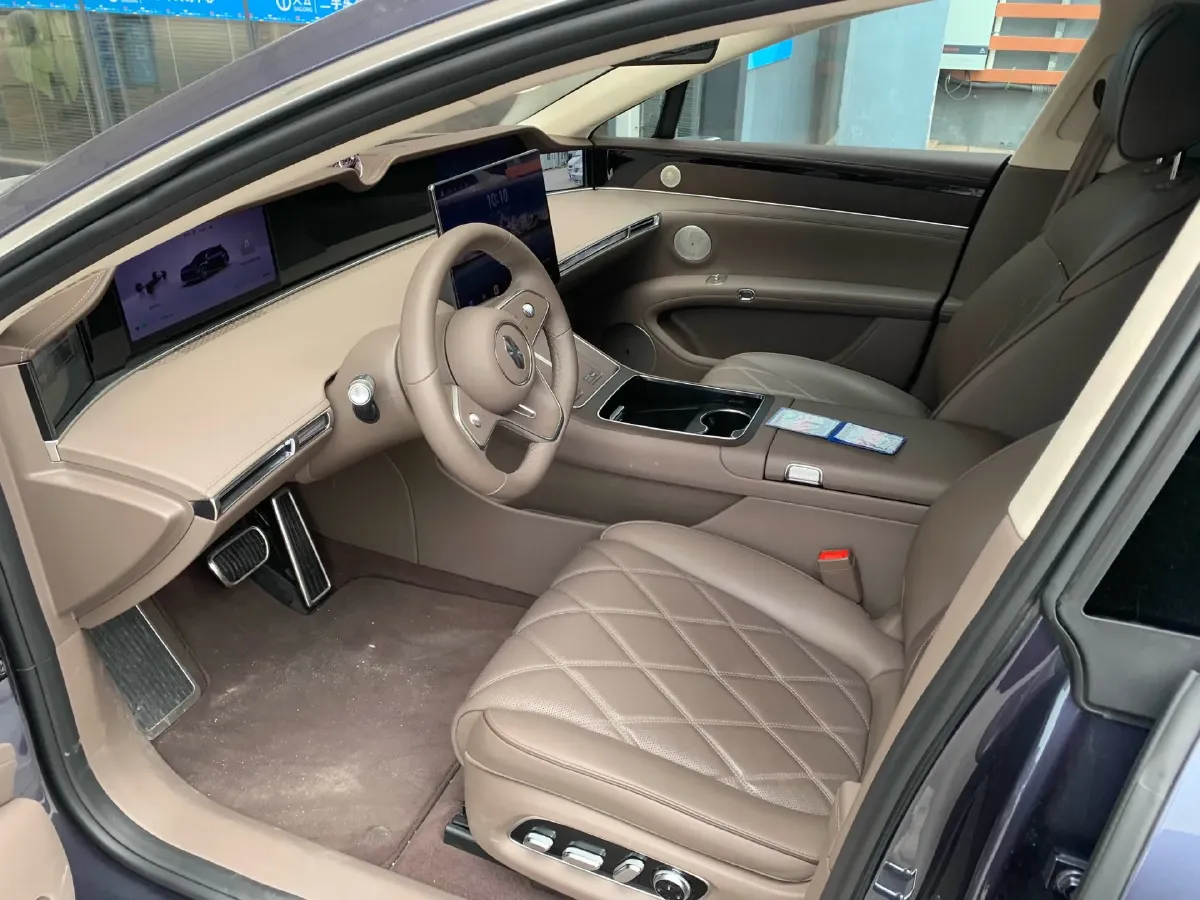 2025 AITO AITO M8 BEV,autocango,china used car exporter,china ev exporter,chinese used car exporter,chinese used ev exporter