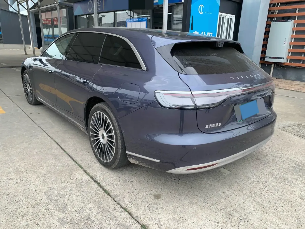 2025 AITO AITO M8 BEV,autocango,china used car exporter,china ev exporter,chinese used car exporter,chinese used ev exporter