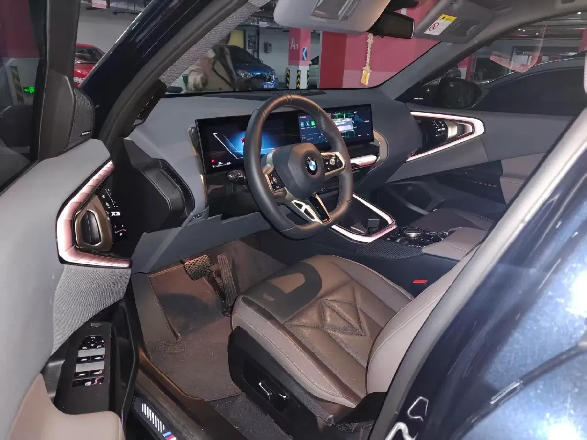 2025 BMW X3 2.0T 258HP L4 8AT,autocango,china used car exporter,china ev exporter,chinese used car exporter,chinese used ev exporter