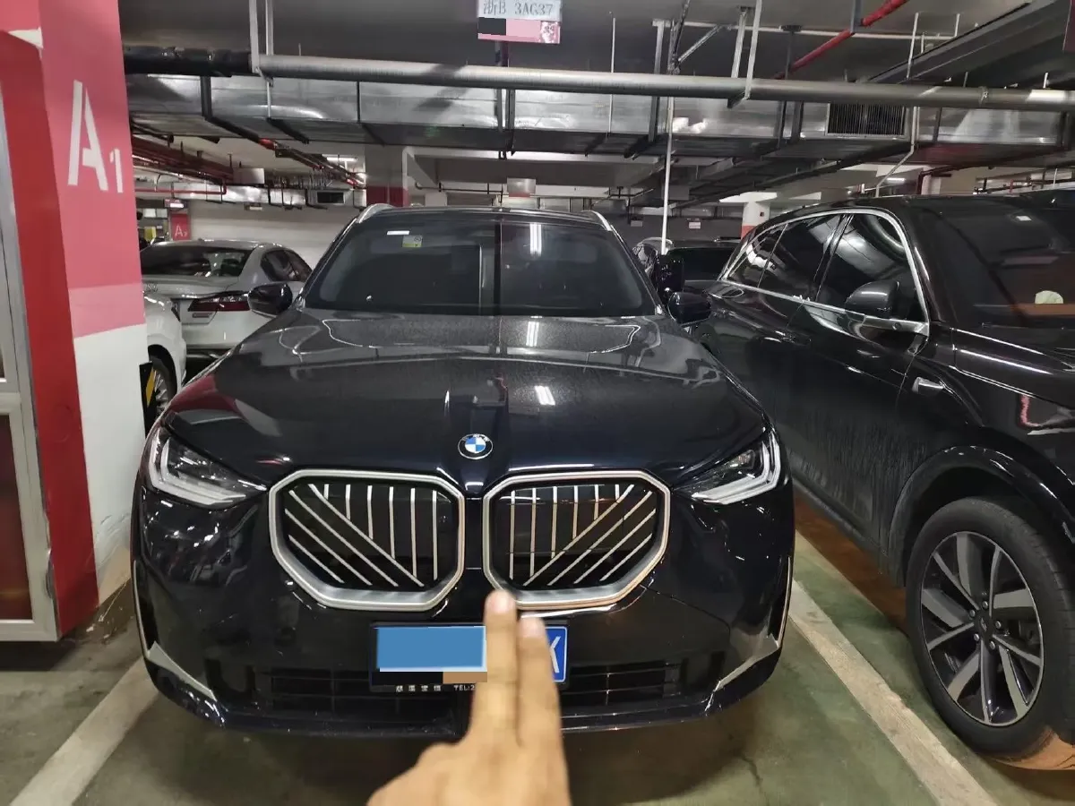 2025 BMW X3 2.0T 258HP L4 8AT,autocango,china used car exporter,china ev exporter,chinese used car exporter,chinese used ev exporter