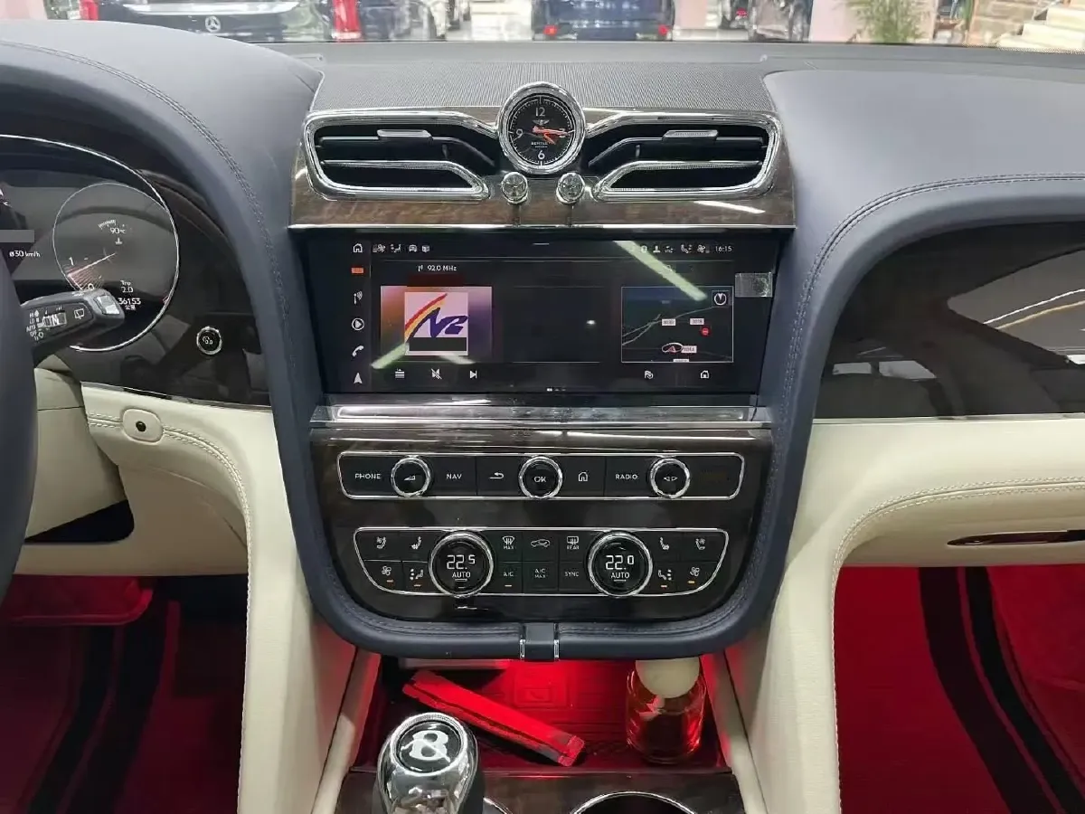 2021 Bentley Bentayga 4.0T 550HP V8 8AT,autocango,china used car exporter,china ev exporter,chinese used car exporter,chinese used ev exporter