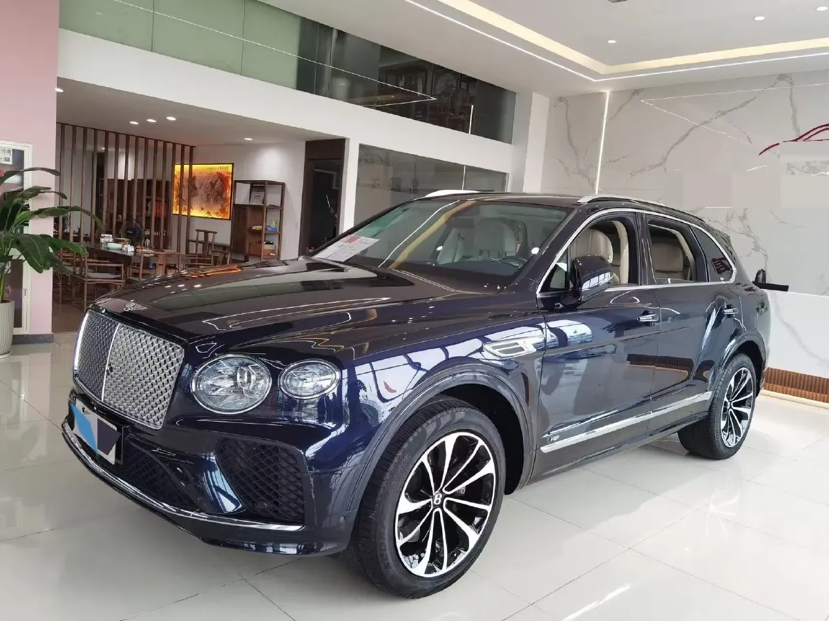 2021 Bentley Bentayga 4.0T 550HP V8 8AT,autocango,china used car exporter,china ev exporter,chinese used car exporter,chinese used ev exporter