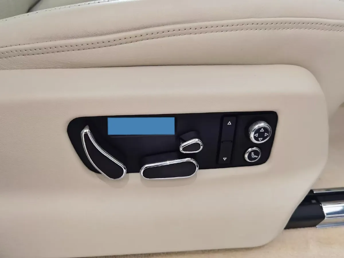 2021 Bentley Bentayga 4.0T 550HP V8 8AT,autocango,china used car exporter,china ev exporter,chinese used car exporter,chinese used ev exporter