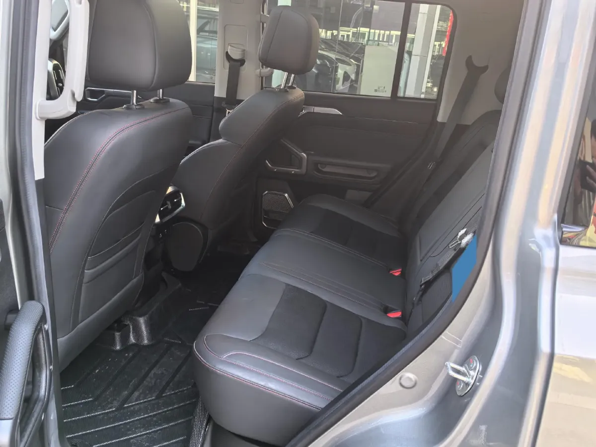 2023 Jetour Traveller 1.5T 184HP L4 7DCT,autocango,china used car exporter,china ev exporter,chinese used car exporter,chinese used ev exporter