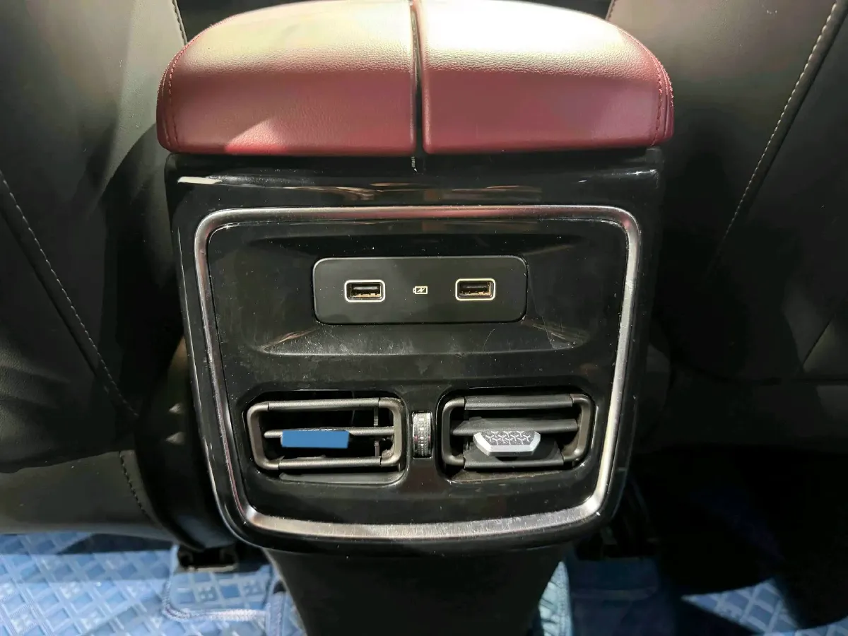 2023 Jetour X70 Plus 1.5T 156HP L4 6DCT,autocango,china used car exporter,china ev exporter,chinese used car exporter,chinese used ev exporter