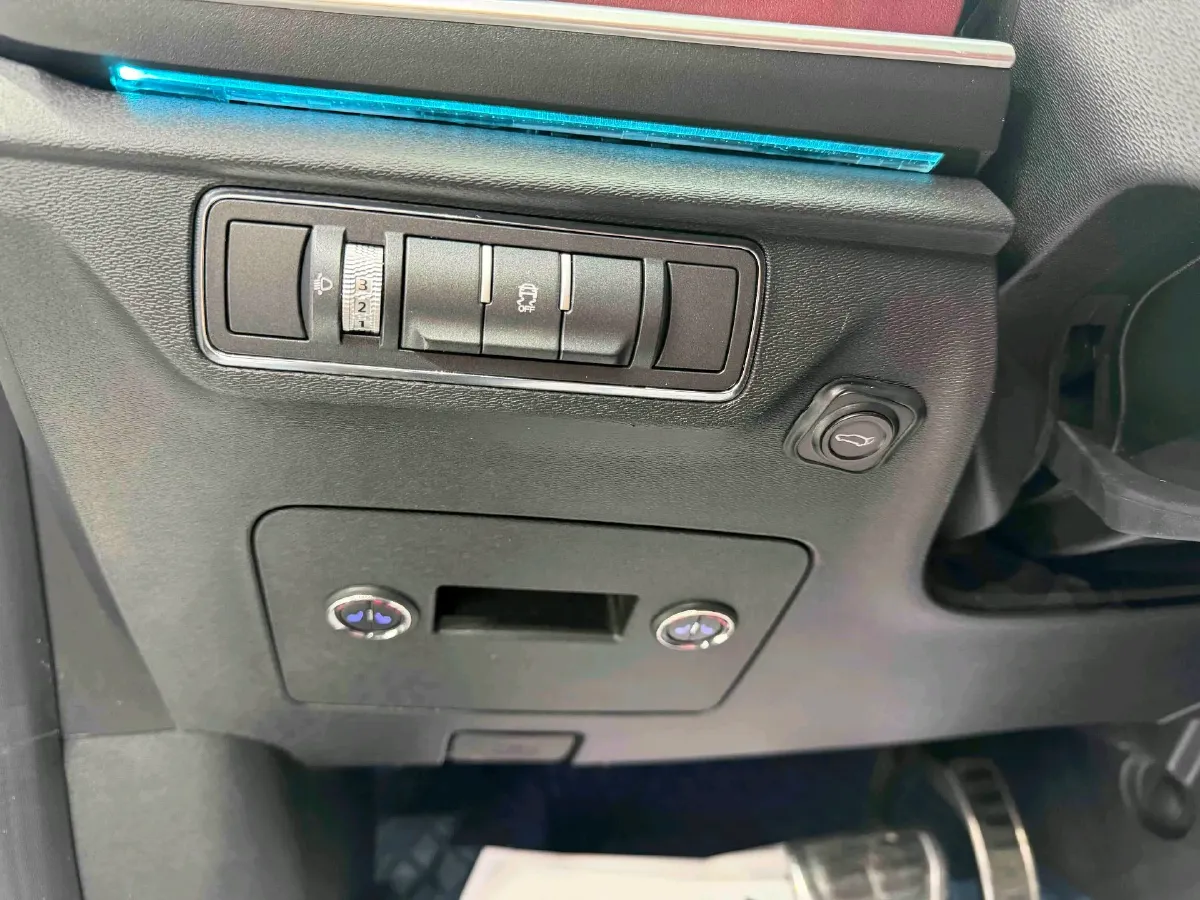 2023 Jetour X70 Plus 1.5T 156HP L4 6DCT,autocango,china used car exporter,china ev exporter,chinese used car exporter,chinese used ev exporter