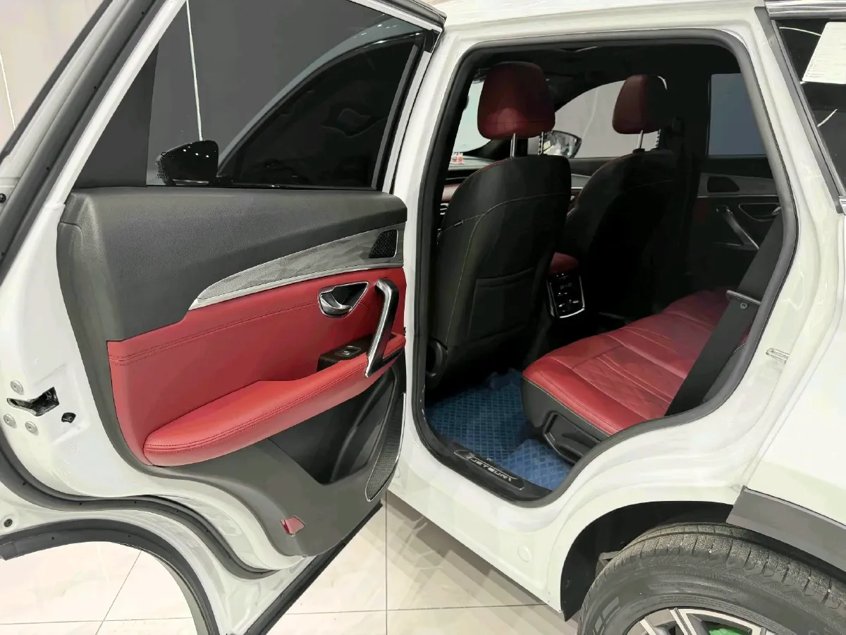 2023 Jetour X70 Plus 1.5T 156HP L4 6DCT,autocango,china used car exporter,china ev exporter,chinese used car exporter,chinese used ev exporter