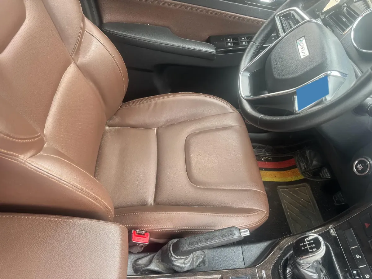 2017 LiFan XuanLang 1.8L 133HP L4 5MT,autocango,china used car exporter,china ev exporter,chinese used car exporter,chinese used ev exporter