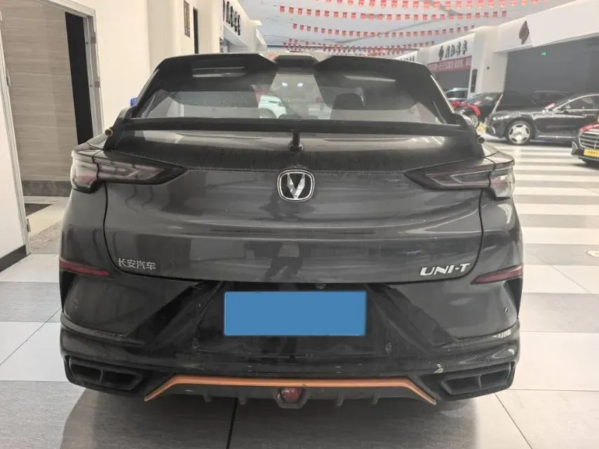 2023 ChangAn UNI-T 1.5T 188HP L4 7DCT,autocango,china used car exporter,china ev exporter,chinese used car exporter,chinese used ev exporter