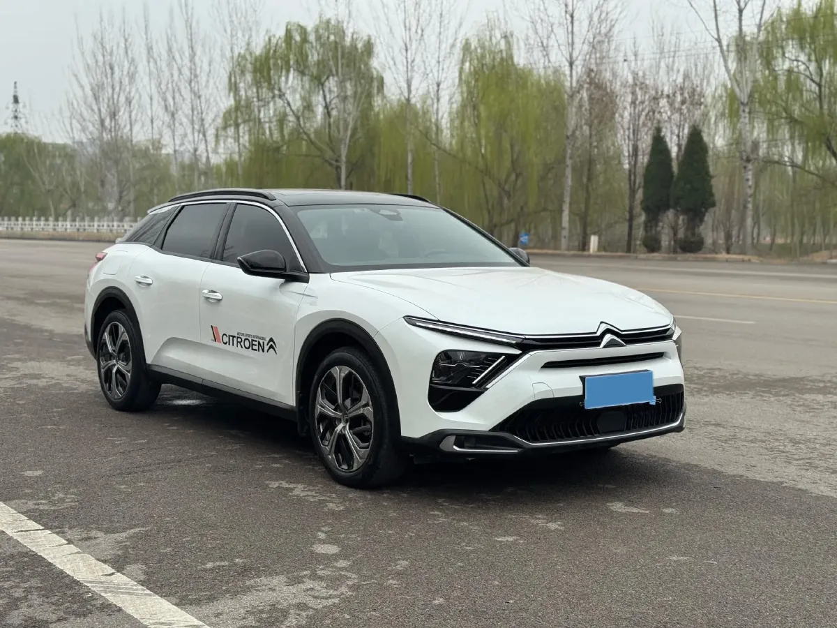 2021 Citroen C5 X 1.6T 175HP L4 8AT,autocango,china used car exporter,china ev exporter,chinese used car exporter,chinese used ev exporter