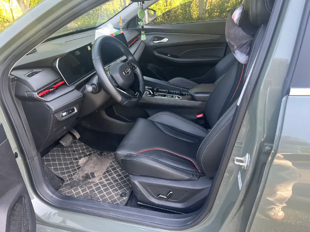 2022 Geely Binray 1.5T 181HP L4 7DCT,autocango,china used car exporter,china ev exporter,chinese used car exporter,chinese used ev exporter