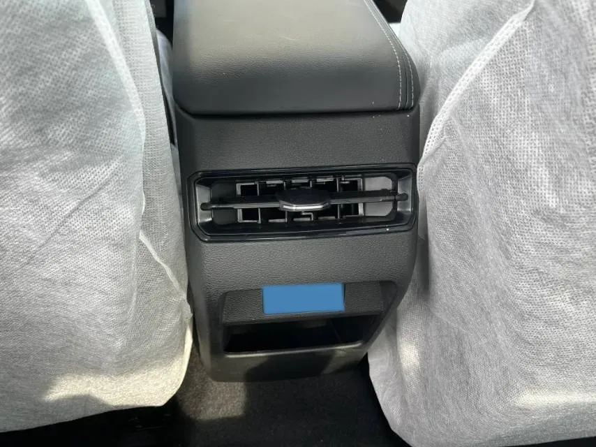 2024 Geely Binray 1.5T 181HP L4 7DCT,autocango,china used car exporter,china ev exporter,chinese used car exporter,chinese used ev exporter