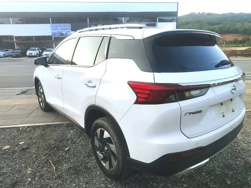 2020 GAC Trumpchi GS4 1.5T 169HP L4 6MT,autocango,china used car exporter,china ev exporter,chinese used car exporter,chinese used ev exporter