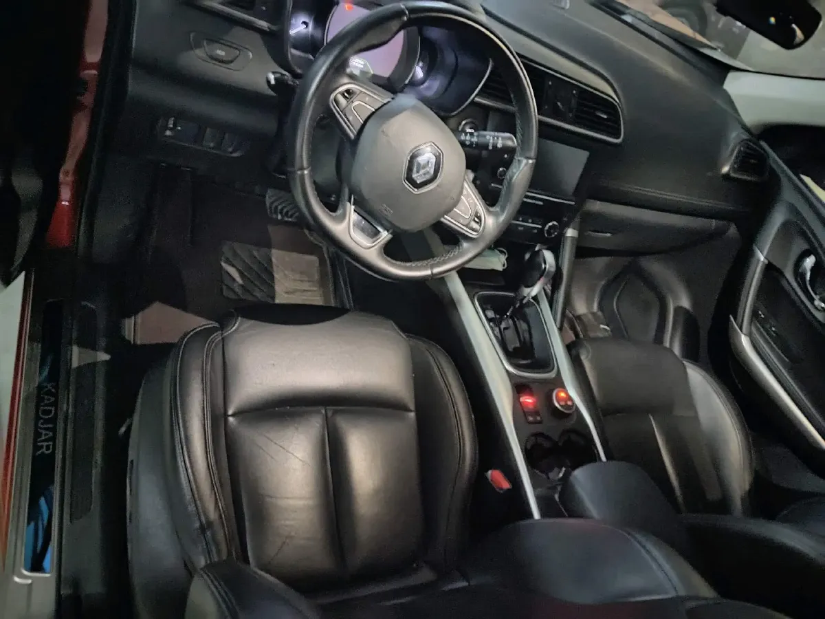 2017 Renault Kadjar 2.0L 150HP L4 CVT,autocango,china used car exporter,china ev exporter,chinese used car exporter,chinese used ev exporter