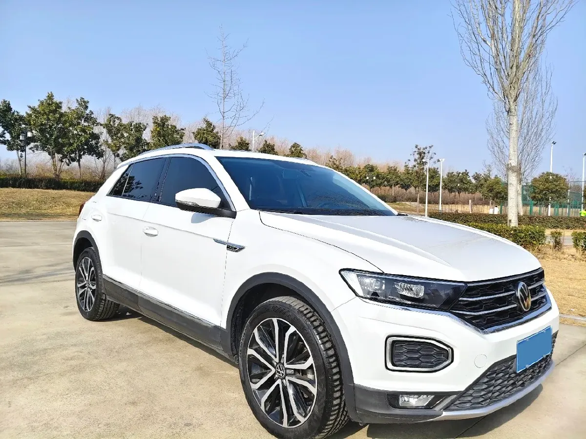 2022 Volkswagen T-Roc 1.4T 150HP L4 7DCT,autocango,china used car exporter,china ev exporter,chinese used car exporter,chinese used ev exporter