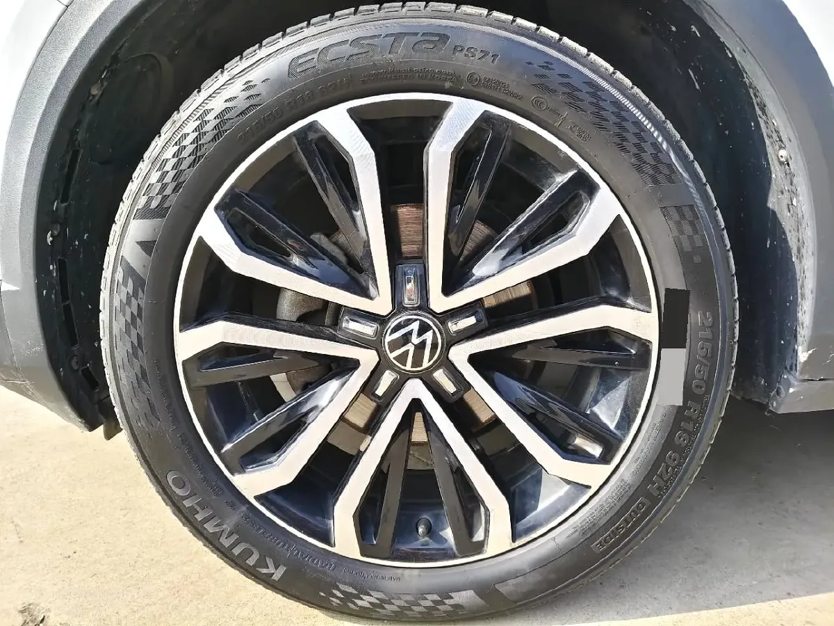 2022 Volkswagen T-Roc 1.4T 150HP L4 7DCT,autocango,china used car exporter,china ev exporter,chinese used car exporter,chinese used ev exporter