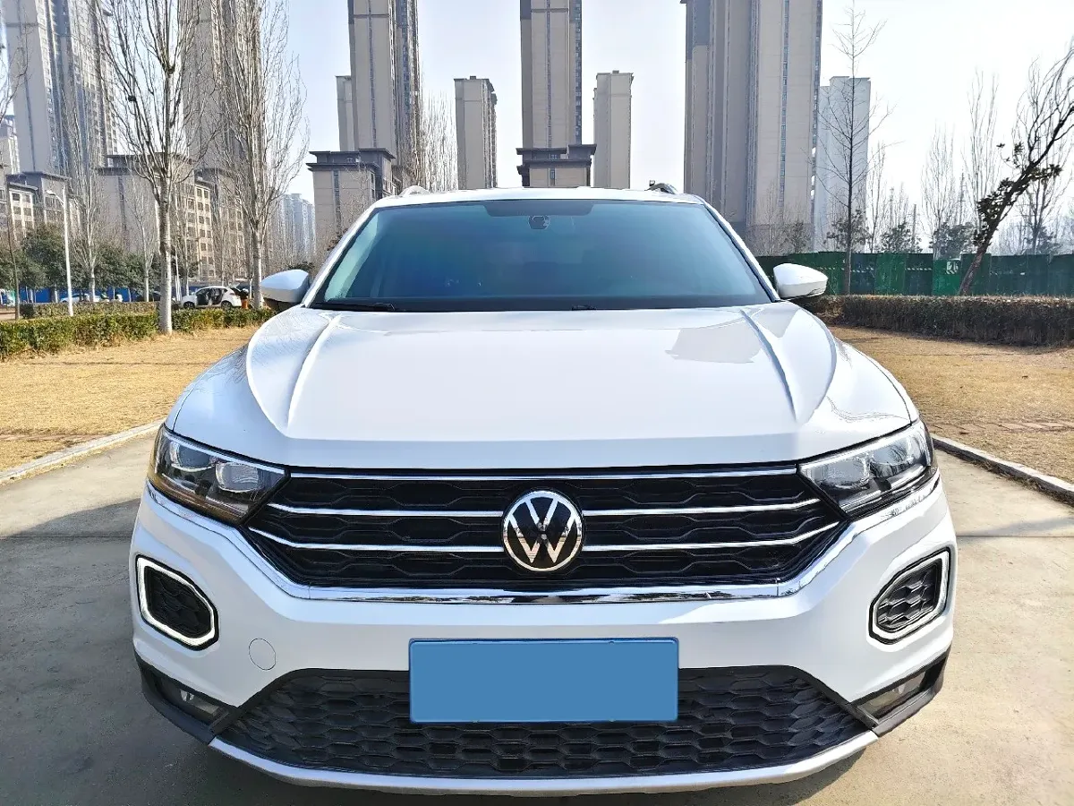 2022 Volkswagen T-Roc 1.4T 150HP L4 7DCT,autocango,china used car exporter,china ev exporter,chinese used car exporter,chinese used ev exporter