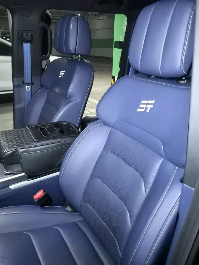 2024 Jetour ShanHai TravellerC-DM 1.5T 156HP L4 3DHT PHEV 43.24KWH,autocango,china used car exporter,china ev exporter,chinese used car exporter,chinese used ev exporter