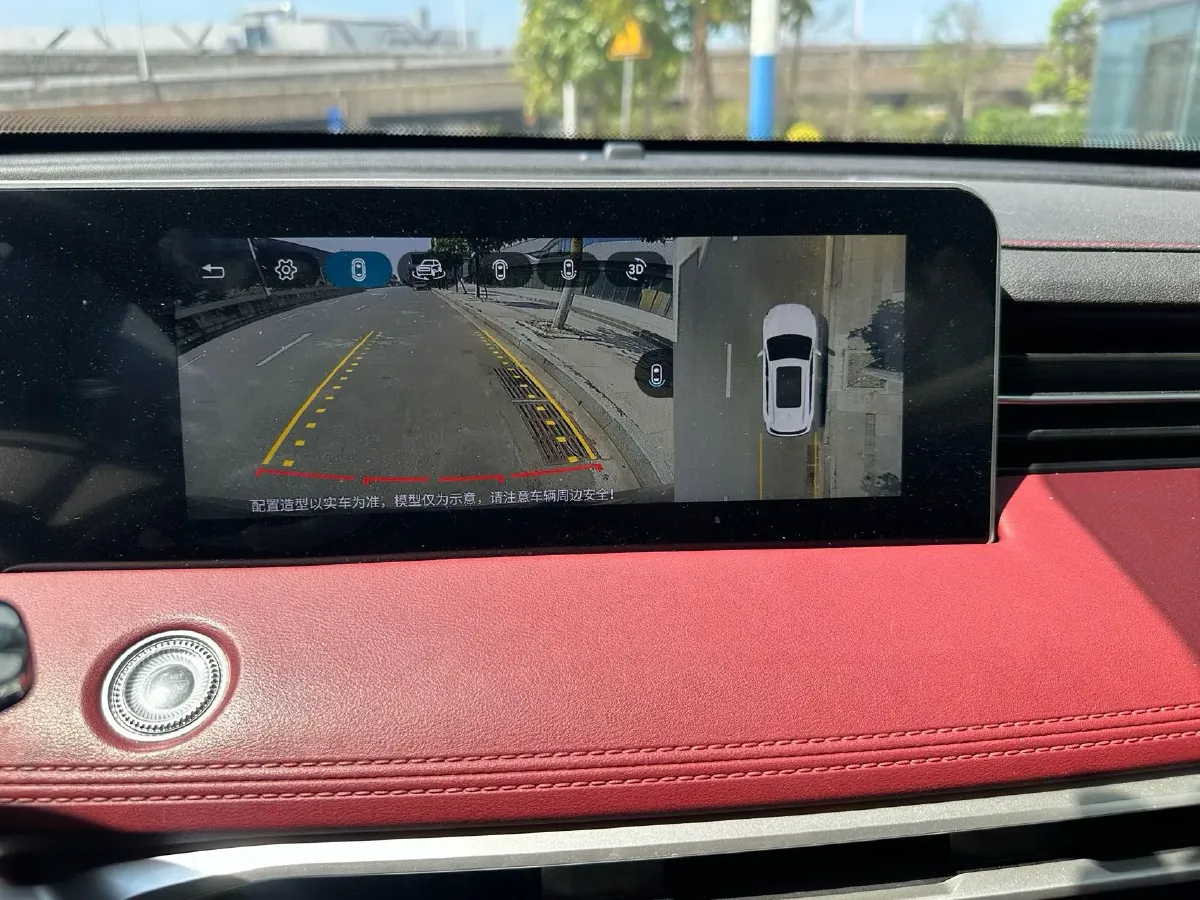 2023 ChangAn Oshan X7 Plus 1.5T 188HP L4 7DCT,autocango,china used car exporter,china ev exporter,chinese used car exporter,chinese used ev exporter