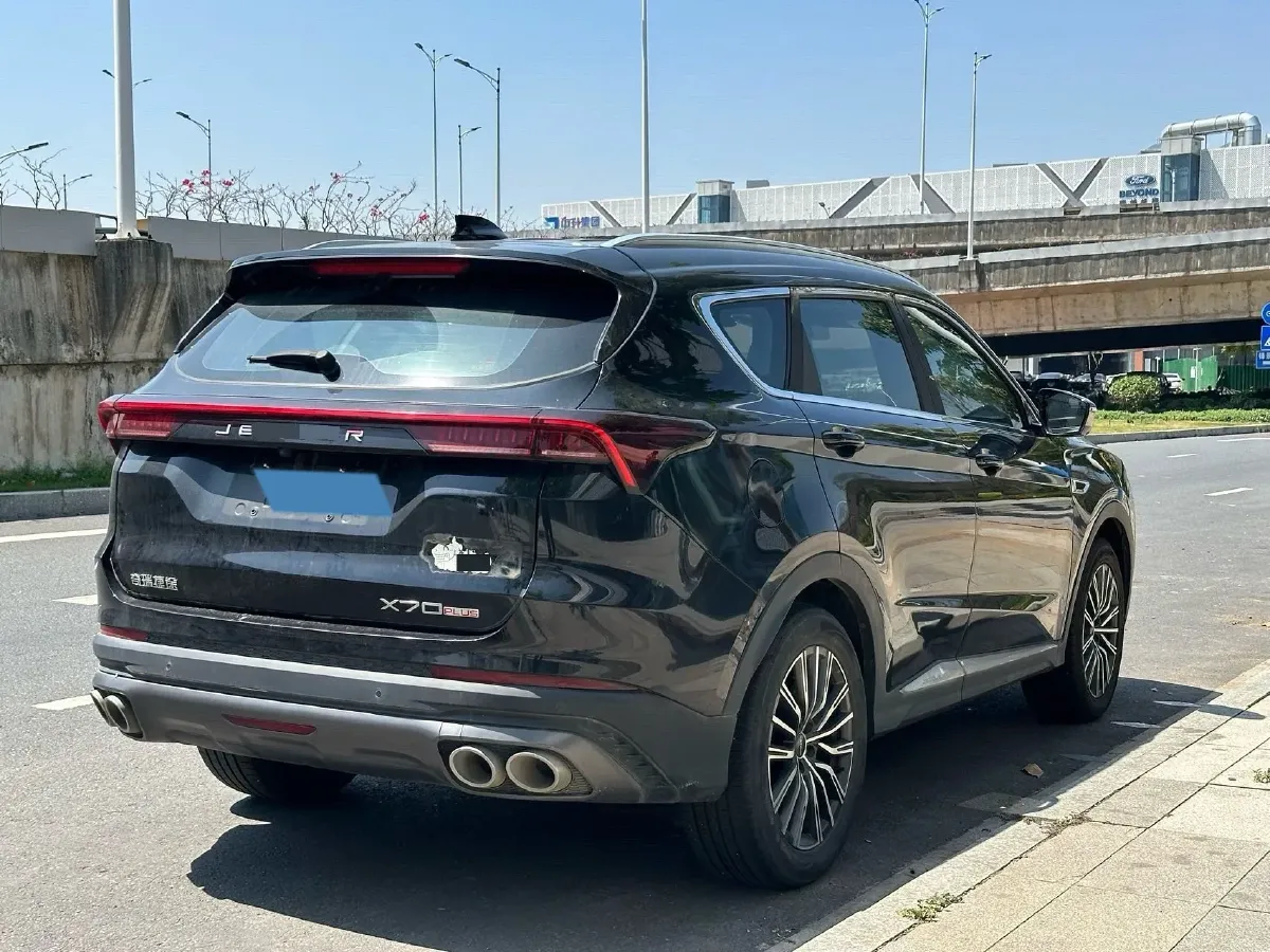 2023 ChangAn Oshan X7 Plus 1.5T 188HP L4 7DCT,autocango,china used car exporter,china ev exporter,chinese used car exporter,chinese used ev exporter