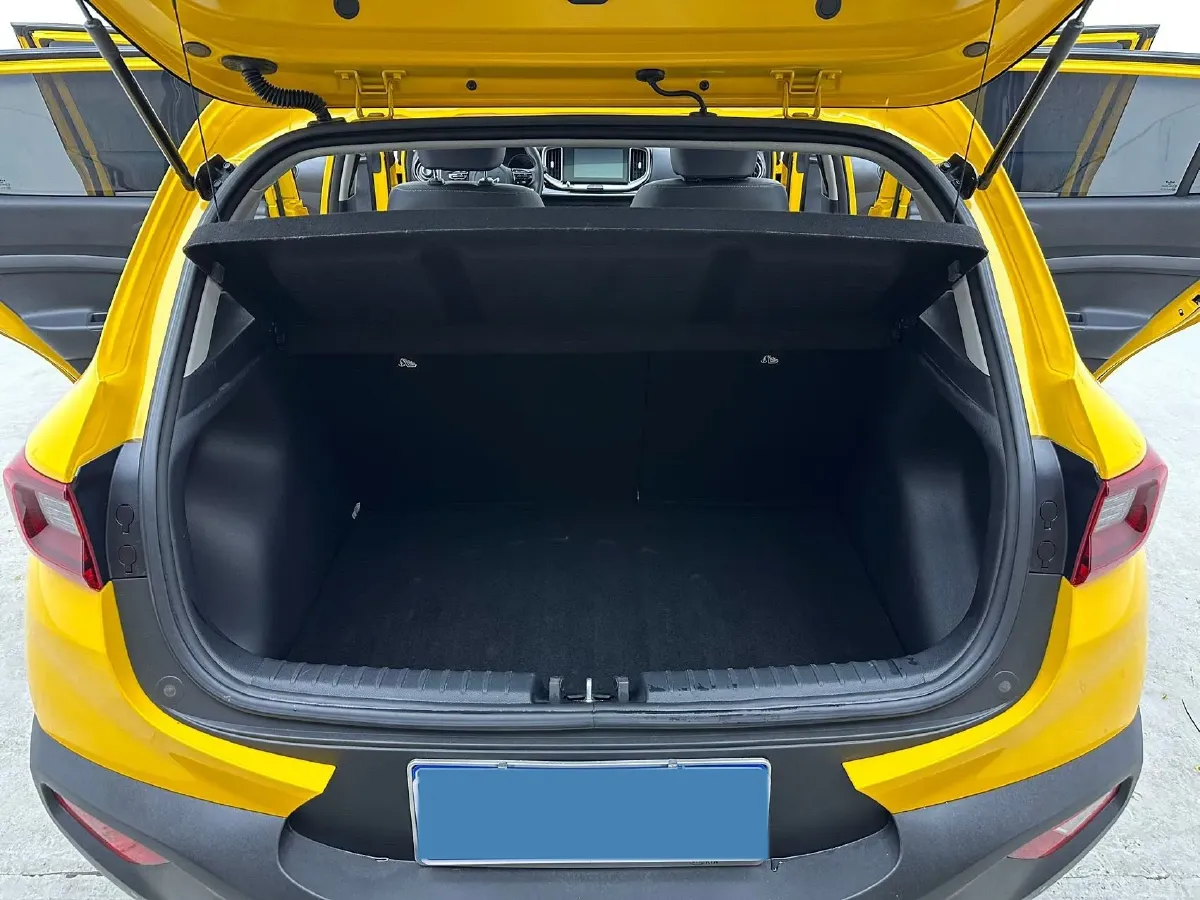 2021 Kia KX1 1.4L 100HP L4 CVT,autocango,china used car exporter,china ev exporter,chinese used car exporter,chinese used ev exporter