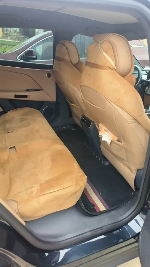 2025 MAXUS G10 2.0T 261HP L4 8AT,autocango,china used car exporter,china ev exporter,chinese used car exporter,chinese used ev exporter