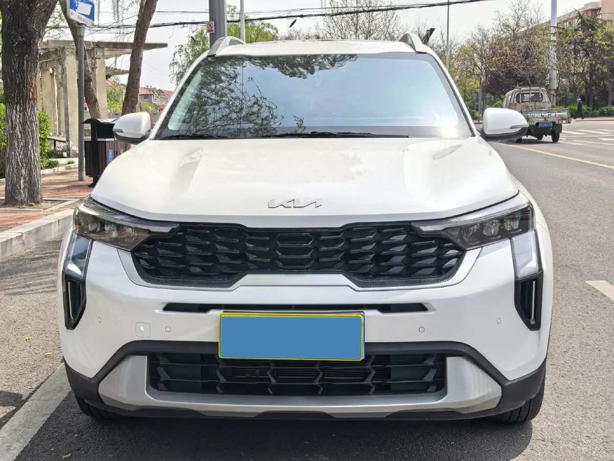 2024 Kia Sonet 1.5L 115HP L4 CVT,autocango,china used car exporter,china ev exporter,chinese used car exporter,chinese used ev exporter
