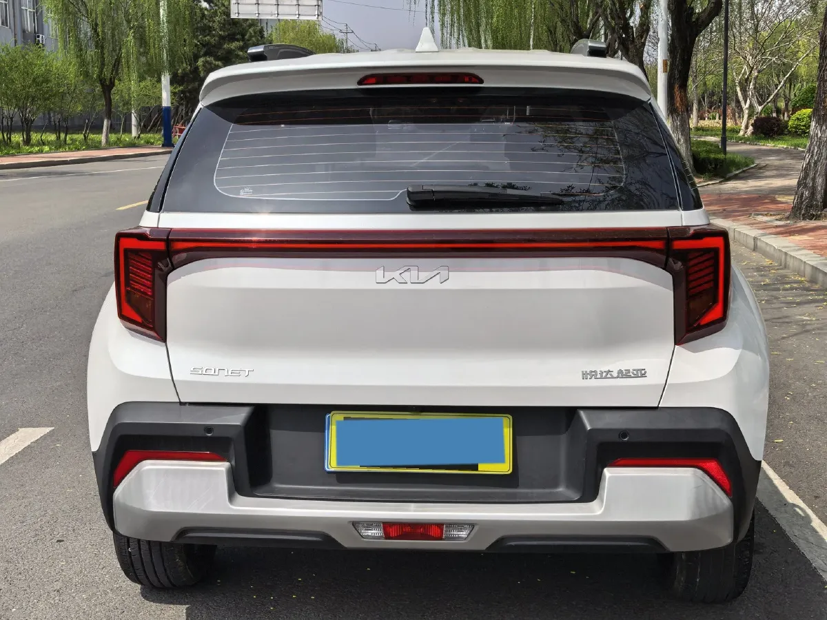 2024 Kia Sonet 1.5L 115HP L4 CVT,autocango,china used car exporter,china ev exporter,chinese used car exporter,chinese used ev exporter
