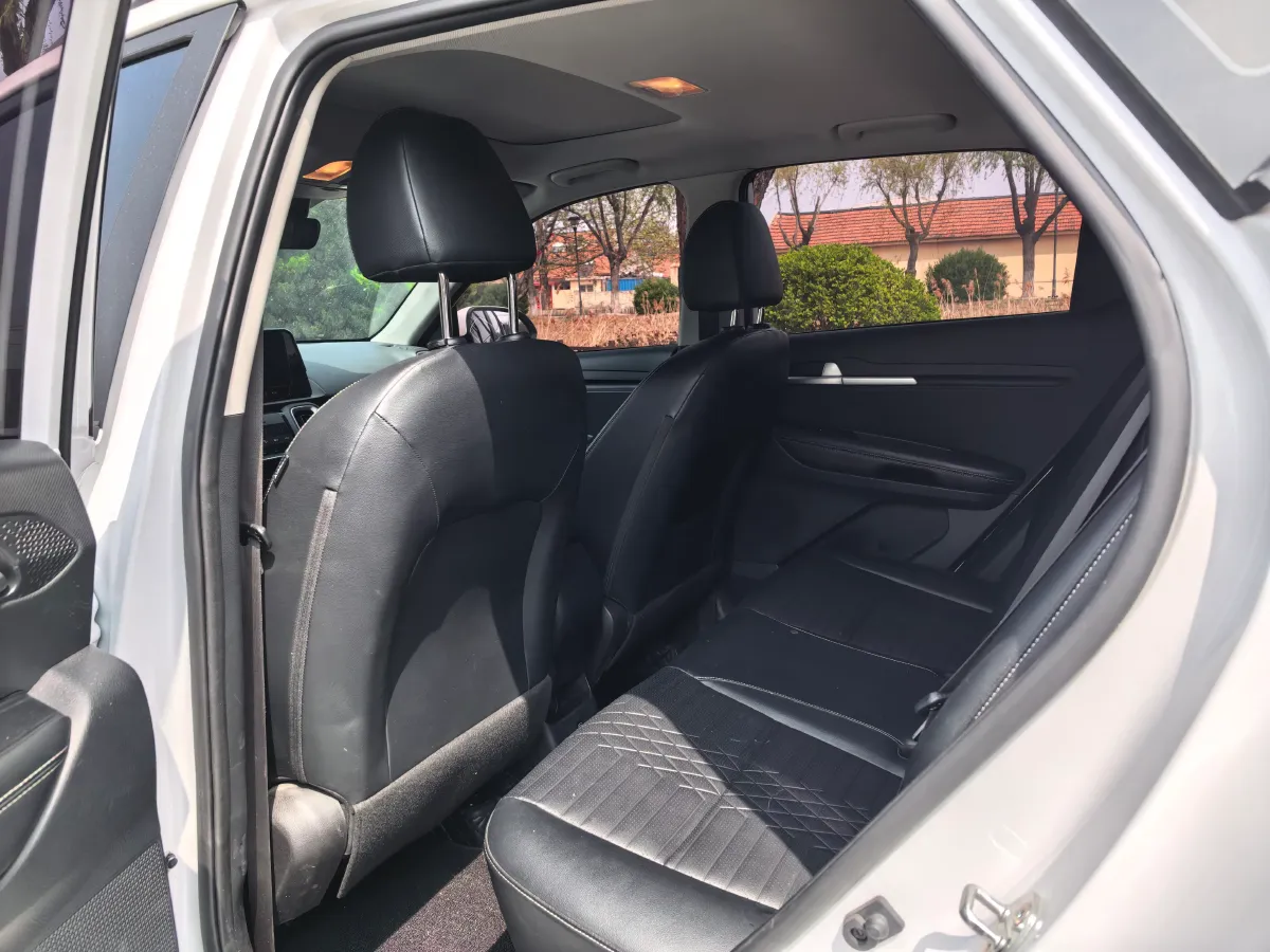 2024 Kia Sonet 1.5L 115HP L4 CVT,autocango,china used car exporter,china ev exporter,chinese used car exporter,chinese used ev exporter