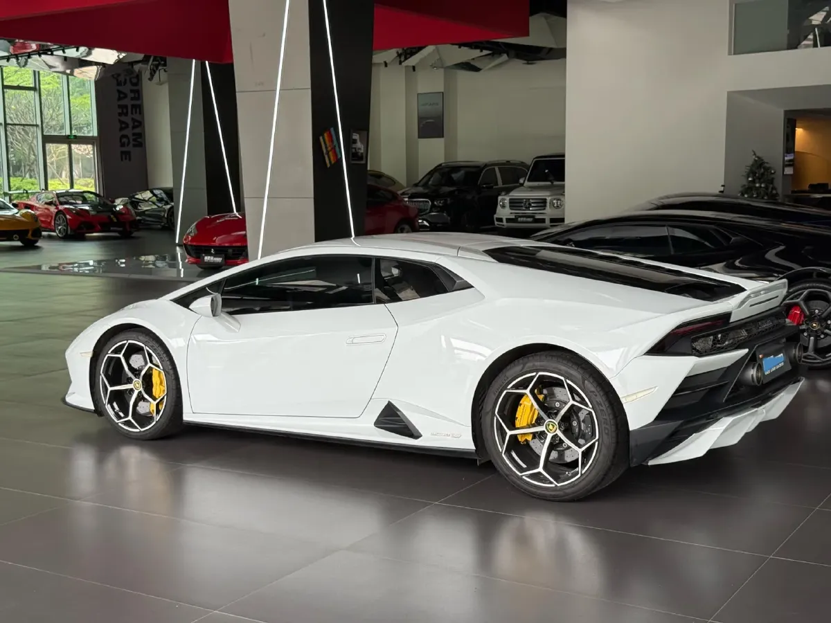 2020 Lamborghini Huracán 5.2L 611HP V10 7DCT,autocango,china used car exporter,china ev exporter,chinese used car exporter,chinese used ev exporter