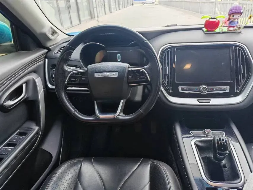 2018 Jetour X70 1.5T 147HP L4 5MT,autocango,china used car exporter,china ev exporter,chinese used car exporter,chinese used ev exporter